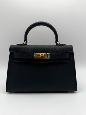 The Kinsley 19 - Noir